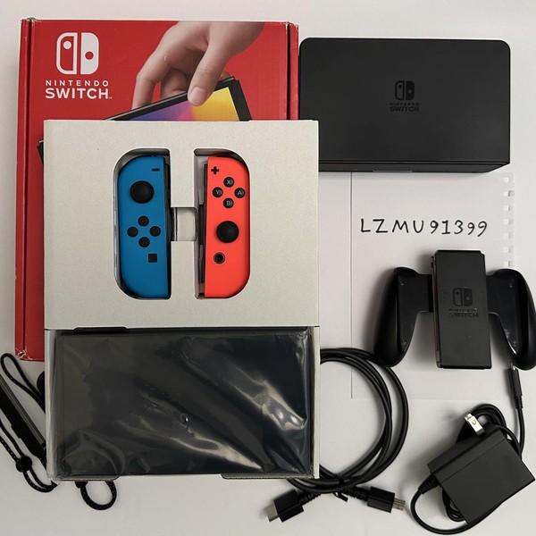 Nintendo Switch - OLED - 64 GB, Red & Blue