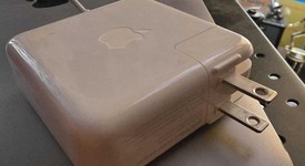 Good
													MacBook Pro 2016 (With Touch Bar) - 15" - Gray, 512 GB, 16 GB, photo 5 of 10