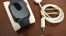 Good
													Apple Watch Series 4 44mm - Unlocked, Gray, A1976 - Cellular, Aluminum, photo 2 of 11