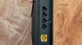 Fair
													Netgear Router, photo 4 of 7