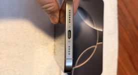 Mint
													Apple iPhone 16 Pro Max - AT&T, Natural, 512 GB, A3084, photo 4 of 7