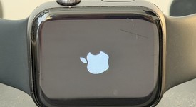 Fair
													Apple Watch Series 6 44mm - Unlocked, Gray, A2294 - Cellular, Aluminum, photo 2 of 3