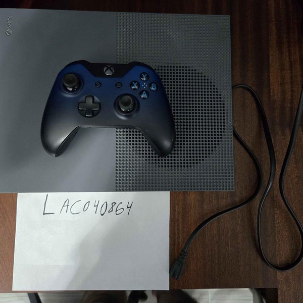 Xbox One S (2016) - 500 GB, Gray