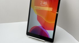 Good
													Apple iPad 7th Gen - Unlocked, Gray, 32 GB, A2200, photo 1 of 6