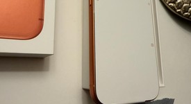 Mint
													Apple iPhone 17 Pro - Unlocked, Cosmic Orange, 256 GB, A3256, photo 4 of 5