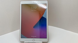 Fair
													Apple iPad 8th Gen - Wi-Fi, Gold, 32 GB, A2270, photo 1 of 6