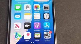 Mint
													Apple iPhone SE 2nd Gen 2020 - Unlocked, White, 64 GB, A2275, photo 6 of 6