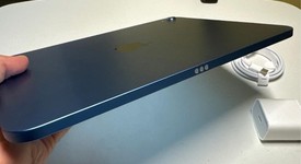 Mint
													Apple iPad 11th Gen - Wi-Fi, Blue, 256 GB, A3354, photo 5 of 6