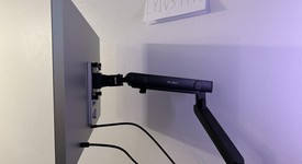 Good
													Apple Studio Display 2022 - Standard Glass, VESA Mount Adapter, photo 3 of 10