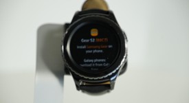 Good
													Samsung Gear S2 - Black, 4 GB, Classic, photo 2 of 5