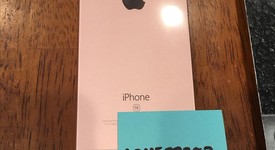 Mint
													Apple iPhone SE 1st Gen 2016 - Verizon, Rose Gold, 32 GB, A1662, photo 4 of 4