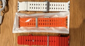 Good
													Apple Watch Ultra 2 49mm - Unlocked, Natural, A2986, photo 2 of 14