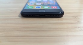 Fair
													Apple iPhone SE 3rd Gen 2022 - Unlocked, Midnight, 64 GB, A2595, photo 3 of 14