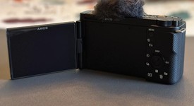 Good
													Sony ZV-E10 - Black, photo 5 of 18