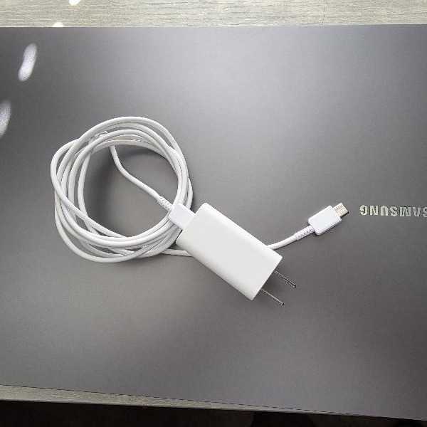 Samsung Galaxy Book5 Pro - Gray, 1 TB, 32 GB, 16 inch