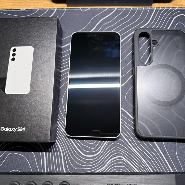 Samsung Galaxy S24 - Verizon, 256 GB, Gray, 8 GB, SM-S921U