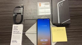 Mint
													Samsung Galaxy Z Flip7 - Spectrum, Jet Black, 256 GB, 12 GB, SM-F766U, photo 6 of 6