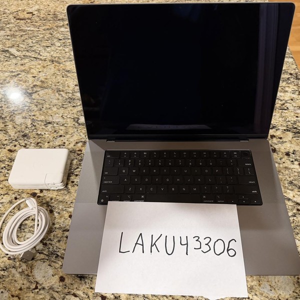 MacBook Pro 2021 - 16 inch - 1 TB, Gray, 16 GB, Apple M1 Pro 10-core