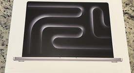 New
													MacBook Pro 2024 - 16" - Apple M4 Max 16-core, Silver, 1 TB, 64 GB, photo 2 of 5