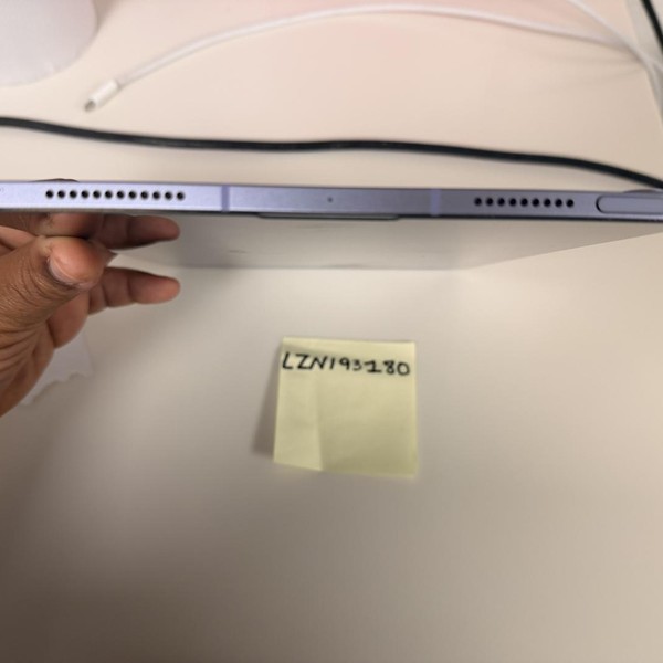 Apple iPad Air 5th Gen - Unlocked, 64 GB, Purple, A2589