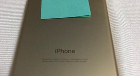 Mint
													Apple iPhone 7 - Unlocked, Gold, 32 GB, A1660, photo 3 of 4