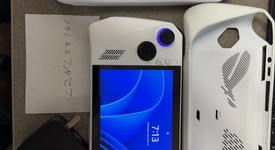 Mint
													Asus ROG Ally 7" - Z1 Extreme, White, 512 GB, 16 GB, Ryzen Z1 Extreme, photo 4 of 15