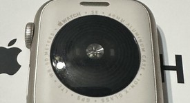 Mint
													Apple Watch SE 2nd Gen 40mm - Xfinity, Starlight, A2726 - Cellular, Aluminum, photo 5 of 11