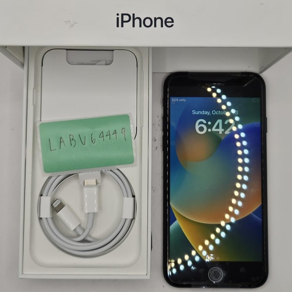 Apple iPhone SE 3rd Gen 2022 - Unlocked, 64 GB, Midnight, A2595