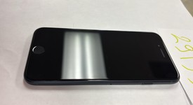 Mint
													Apple iPhone SE 3rd Gen 2022 - Unlocked, Midnight, 64 GB, A2595, photo 5 of 7