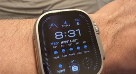 Good
													Apple Watch Ultra 2 49mm - Unlocked, Natural, A2986, photo 3 of 10