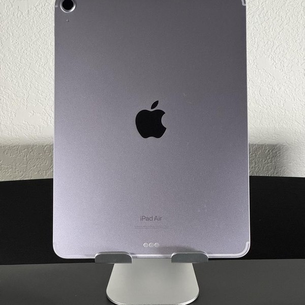 Apple iPad Air 11 inch (M2) 2024 - Unlocked, 128 GB, Purple, A2903