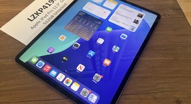 Good
													Apple iPad Pro 12.9" 3rd Gen 2018 - Unlocked, Gray, 512 GB, A2014, photo 2 of 5
