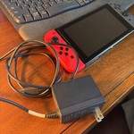 Good Nintendo Switch - 32 GB, Red & Blue