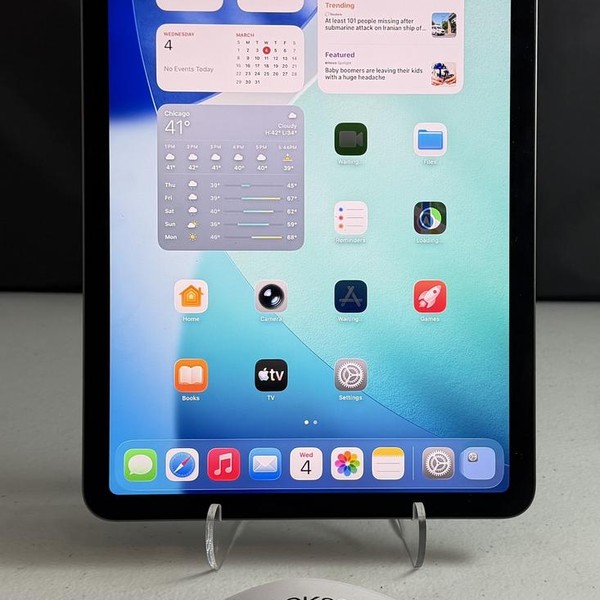 Apple iPad Air 5th Gen - Wi-Fi, 256 GB, Gray, A2588