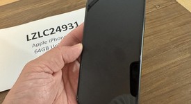 Fair
													Apple iPhone Xr - Unlocked, Black, 64 GB, A1984, photo 4 of 6