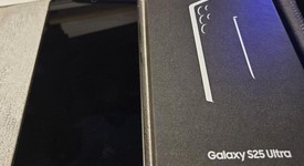 Mint
													Samsung Galaxy S25 Ultra - Unlocked, Black, 512 GB, 12 GB, SM-S938U1, photo 3 of 16