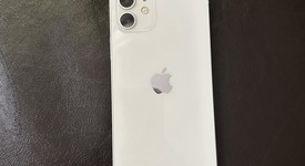 Mint
													Apple iPhone 12 - AT&T, White, 64 GB, A2172, photo 4 of 7