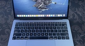 Good
													MacBook Pro 2017 (No Touch Bar) - 13" - I7, Gray, 1 TB, 16 GB, photo 3 of 18