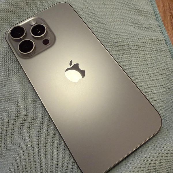 Apple iPhone 15 Pro Max - Unlocked, 256 GB, Natural, A2849