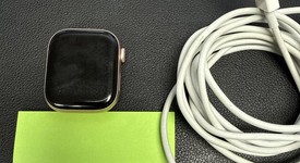 Good
													Apple Watch Series 10 42mm - Rose Gold, A2997 - GPS, Aluminum, photo 3 of 3