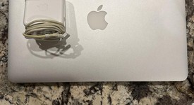 Good
													MacBook Air 2015 - 13" - Silver, 128 GB, 8 GB, photo 6 of 6