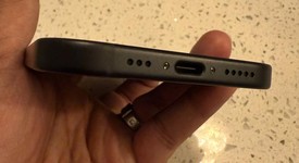 Mint
													Apple iPhone 15 - Unlocked, Black, 256 GB, A2846, photo 4 of 8