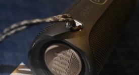 Mint
													JBL Flip 5 - Black, photo 3 of 4