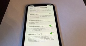 Good
													Apple iPhone Xr - Unlocked, Blue, 128 GB, A1984, photo 3 of 4