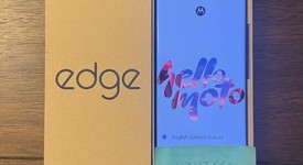 Mint
													Motorola Edge 2024 - Unlocked, Black, 256 GB, 8 GB, photo 3 of 10