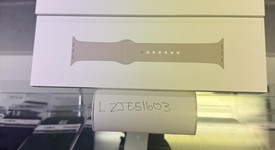 Mint
													Apple Watch SE 2nd Gen 40mm - Unlocked, Starlight, A2726 - Cellular, Aluminum, photo 4 of 4