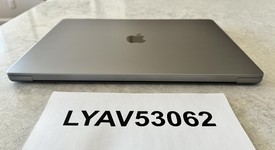 Good
													MacBook Pro 2021 - 16" - Apple M1 Max, Gray, 1 TB, 64 GB, photo 5 of 15