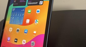 Mint
													Apple iPad 10th Gen - Unlocked, Blue, 64 GB, A2757, photo 5 of 9