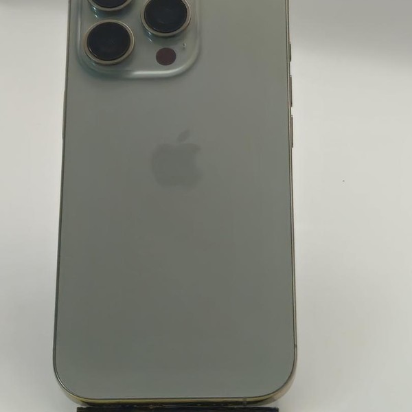 Apple iPhone 16 Pro - Unlocked, 256 GB, Natural, A3083