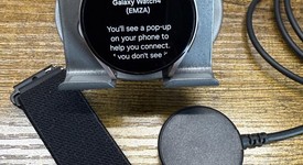 Mint
													Samsung Galaxy Watch4 - Unlocked, Gold, 40mm, photo 2 of 6